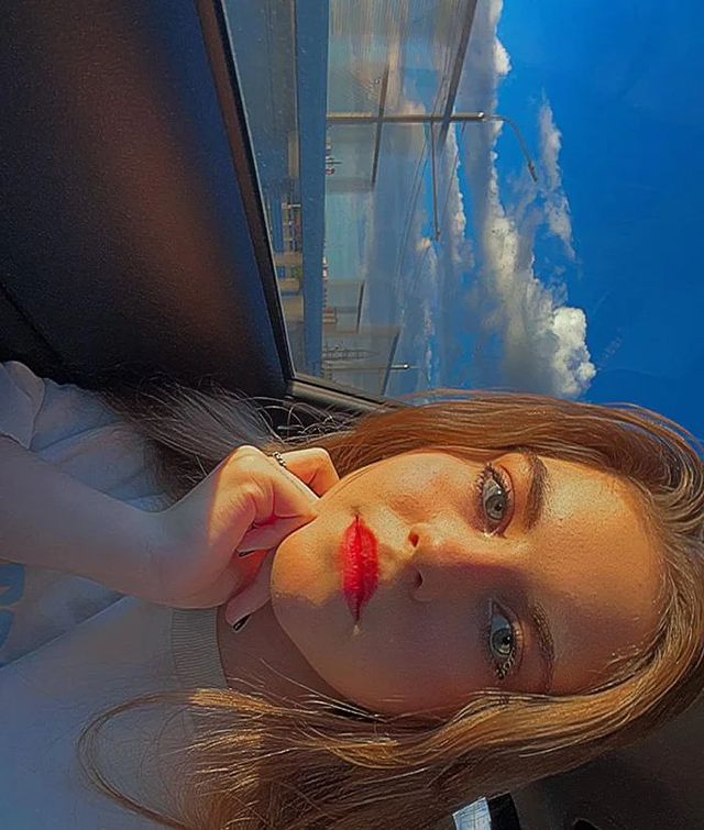 ryzhova.y в LOOKY. . null