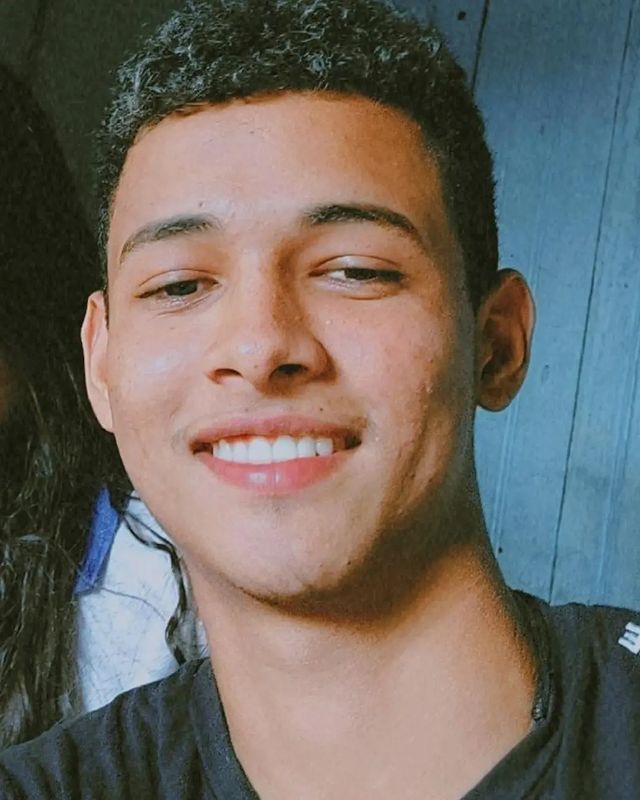 Mickael Oliveira в LOOKY. . 🤙🏾