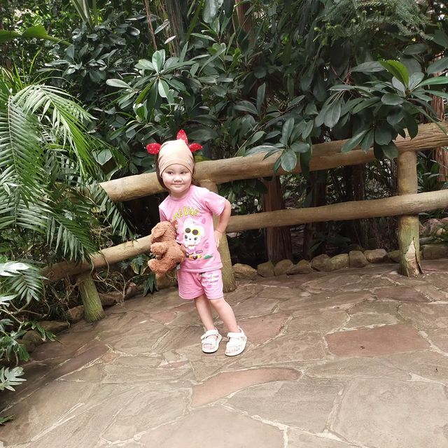 kristina_happy_mama в LOOKY. #зоопарклимпопонижнийновгород#лисаалиса🦊#маминаипапинарадость. Наша Алисочка в зооп...