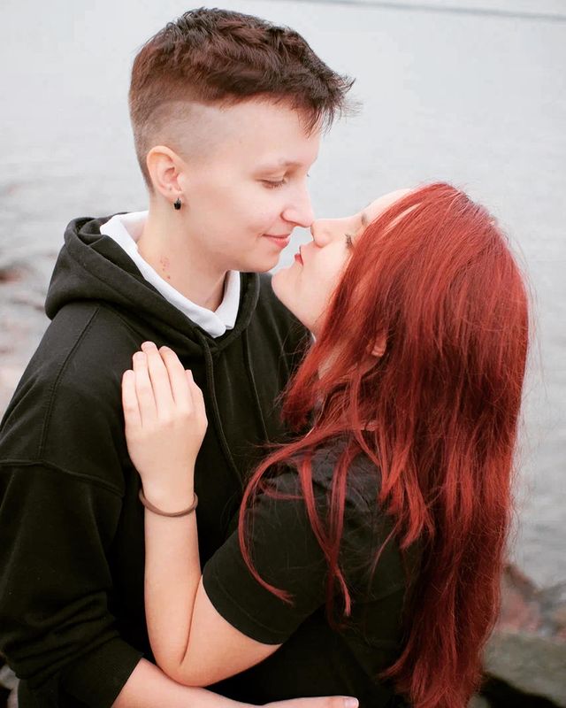 your_kotiki_ в LOOKY. #love#live#forever#lion#lgbt#lgbtrussia#l4l#like4like#likeforlike#f4f#folow4folow#folowforfolow. Минуту подожди, я ра...