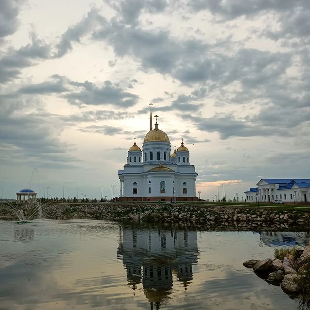 mikhail38r в LOOKY. . null