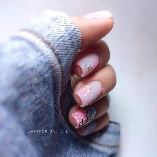 viktorija.nail в LOOKY. . Обожаю арочки🥰😍

М...