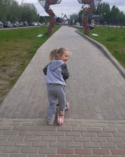 vikdak в LOOKY. . null