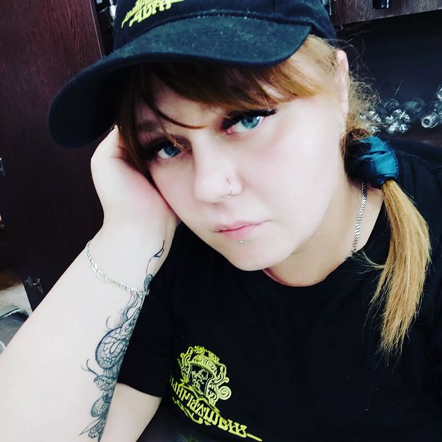 kristina_dedyaeva1512 в LOOKY. . Я в пустоту "Ау, ау"...