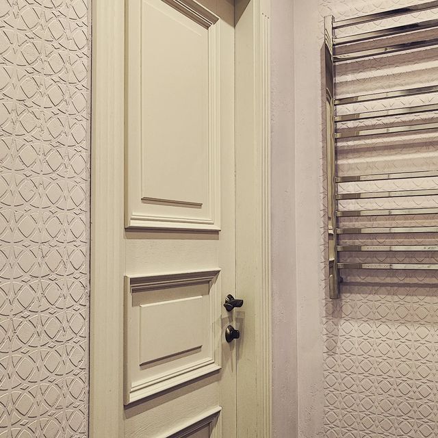 o.k_dekor в LOOKY. #kraskibriz#механизацияДекора,#КраскиБриз,#краскибризспб,#краскибризвспб,#заменаобоям,#механизациядекора,#Бархан,#мелкийпесок,#сатин,#краскибриз,#декорстен,#декорспб,#декоративнаяШтукатурка,#декоративнаяштукатуркавспб,#декоративная_штукатурка_спб,#декративная_штукатурка_в_СПБ,#декоративнаяштукатуркаСПБ,#венецианскаяштукатуркавСПБ,#венецианкавСПБ,#СПБдизайн,#декораторсанктпетербург,#покраска,#одеждадлястен,#декоративнаякраска. Декор в ванной комна...