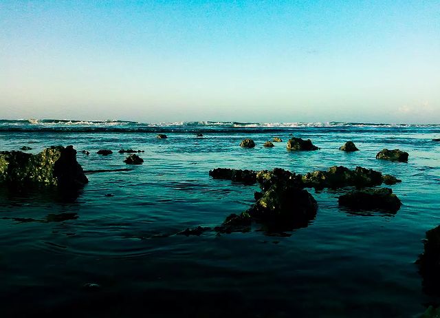 reydleyph в LOOKY. #paisaje,#portada,#naturaleza,#nature,#photography,#travel,#mar,#bookstagram,#capture,#captions,#pensamientos,#fotografía,#followbackteam,#fotografiamundial,#paisajemundial,#fotostumblr,#fotodeldia,#photooftheday,#qva_photographs,#colors_of_day,#colors. Zona de paz, el mar....