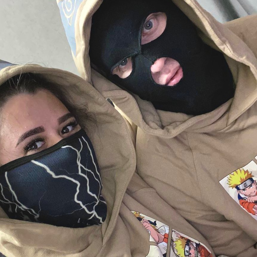 antuanetta_fox_666 в LOOKY — Биба и боба ❤️

Два дол__ба …. ❤️😂❤️