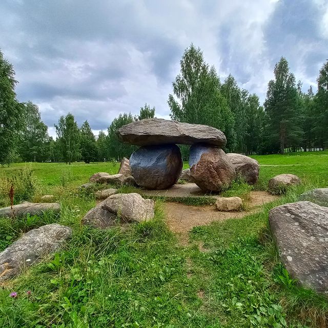 olya.zai в LOOKY. #travel,#минск,#беларусь,#настроение_счастье,#всемдобра. Белорусский Стоунхен...