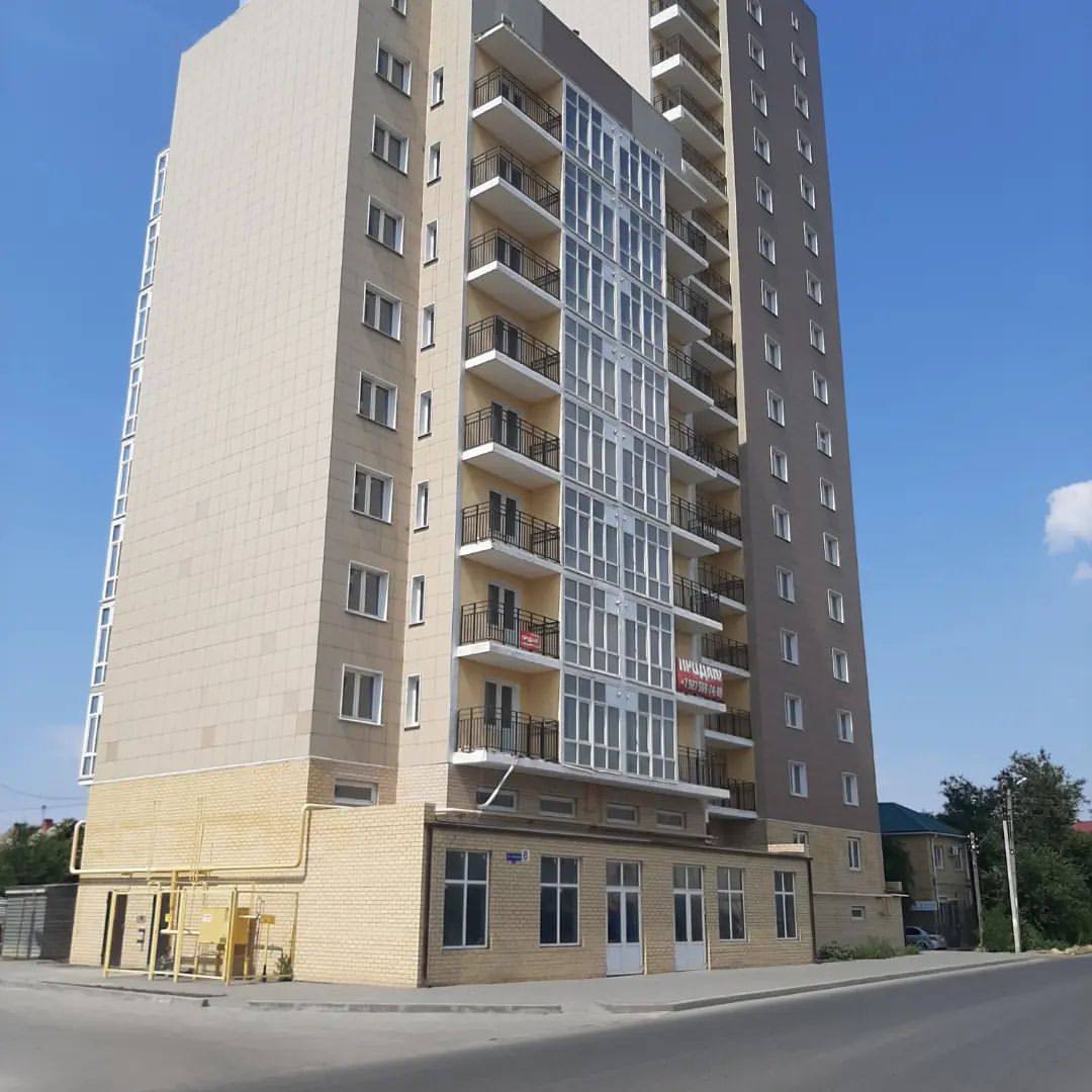Построен ЖК "Купеческий"

Находится по адресу: г. Астрахань, улица Аристова 11 расположена секция 2, 10 этажей.

Находится по адресу: г.Астрахань, улица Кольцова, 7а расположена секция 3, 17 этажей.

ЖК Купеческий построен из двух секций и на текущий момент сдаётся в эксплуатацию. 
Дом будет сдан в августе 2022 года.

Можно покупать квартиры по ДДУ прямо сейчас, а получить ключи в августе месяце 2022 года.

📝Подать заявку на бронирование квартиры можно прямо здесь и сейчас:

☎️Переходите в шапку профиля☝

📝Подпишись
♥️Поставь лайк
👏Сделай репост🎺

#жккупеческий #жк #купеческий #астрахань #астраханьонлайн #астраханьнедвижимость #астраханькупить #астраханьквартиры #квартиры #квартирывжккупеческий #новостройки #жилойкомплекс #построен #секция2 #секция3