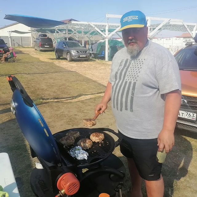 carandroute в LOOKY. #гриль,#гриль,#ogrill,#burger,#бургер. Ай эм бургермейкер

...