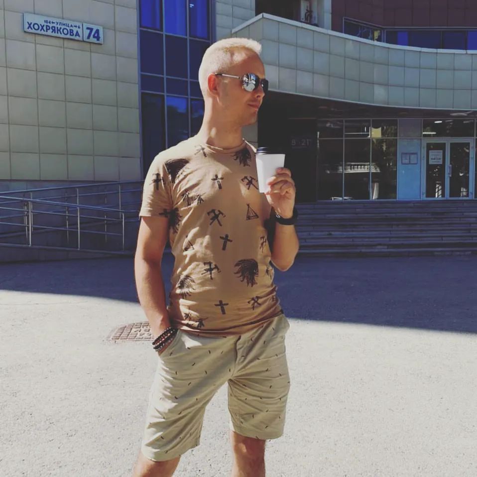 _aleksee8_nikita_ в LOOKY — #НовыйИмидж#ТеперьБлондин

Иногда наступает в жизни момент к