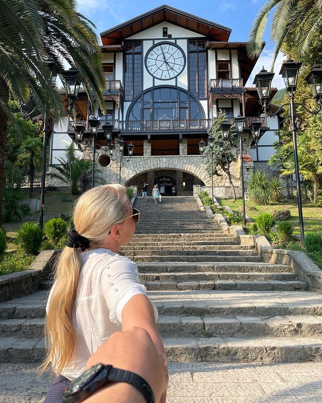 o.lezhnina_ в LOOKY. #Гагра,#лето2022,#LOVoyage,#ОльгаЛежнина,#Рукавруке,#Следуйзамечтой,#НеЖдитеЧудесЧудитеСами,#мирпрекрасен,#люблюпутешествовать. Все, кто смотрели фи...