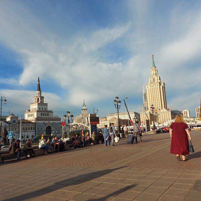 apis770305 в LOOKY. . null