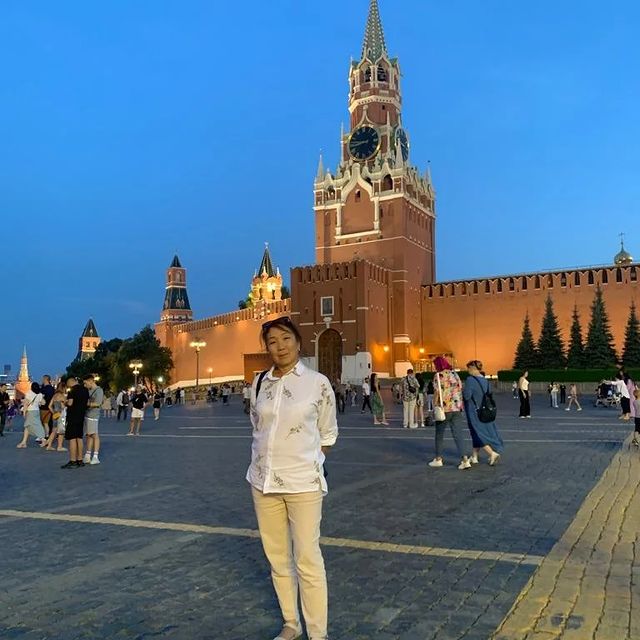 sonya0402 в LOOKY. . null
