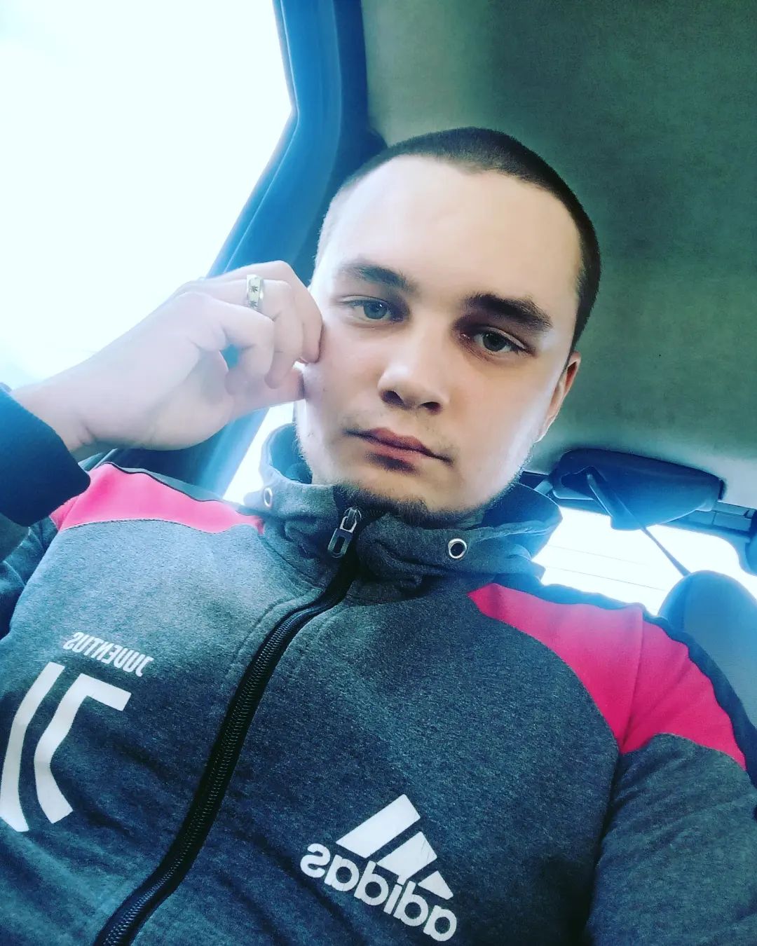 sergey.milykh в LOOKY. . null