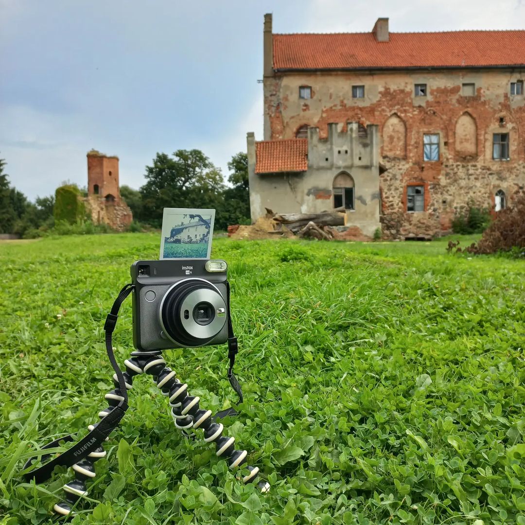 tver_tourists в LOOKY — Путешествуем вместе с Instax.
.
Замок Георгиенбург
.
#instax