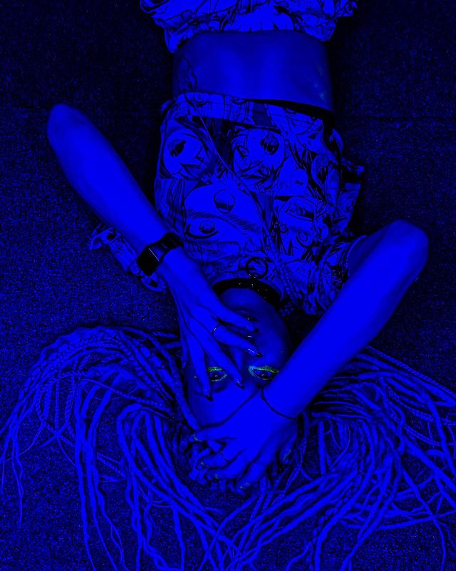 colors_of_the_beautiful в LOOKY. #неон,#neon,#color_of_the_beautiful,#color,#makeup,#make,#wow,#краска,#яркость,#макияж,#макияжглаз,#кислота,#вечерсубботы,#tver,#тверь,#тверьфото,#визажист,#визажисттверь,#визаж. Немного пробной и ин...