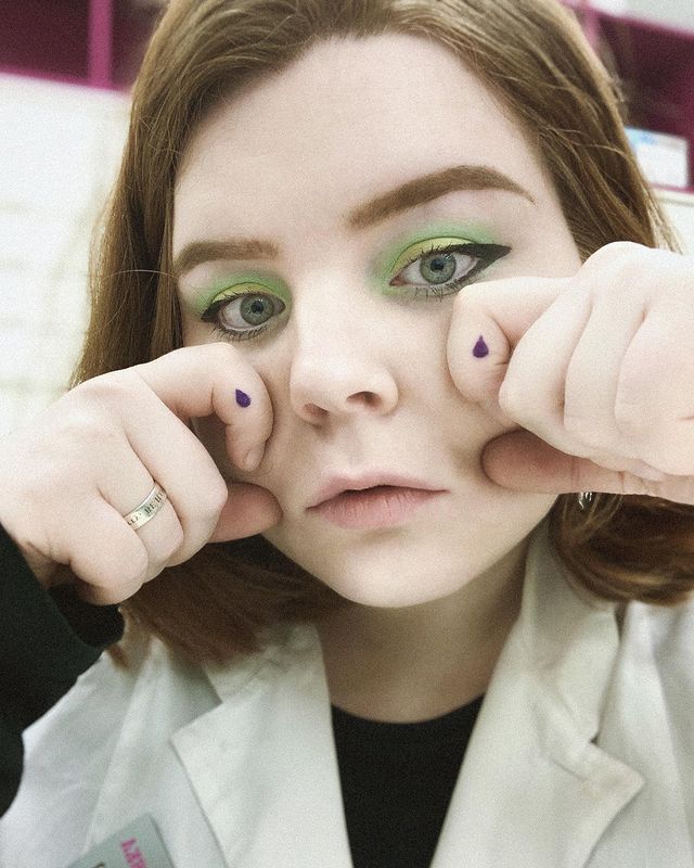sadeyes_xx в LOOKY. . Опять раб отаю