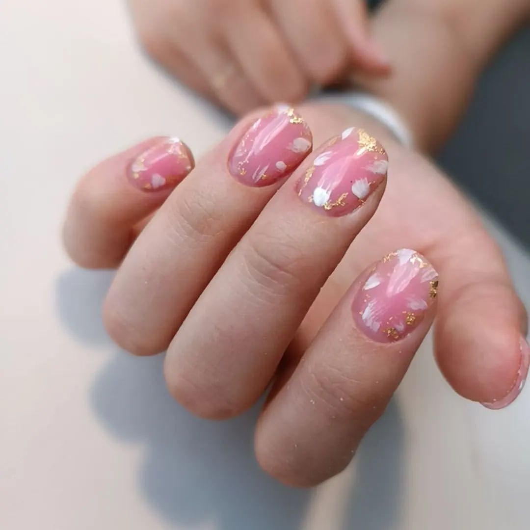 belltany в LOOKY — Выполнена коррекция, подбираем ручкам материалы#маникюрюжноу