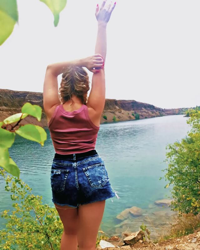 neontria27 в LOOKY. . 💙 Открыли для себя ...