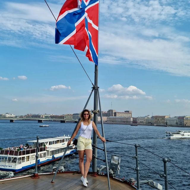 lulinays в LOOKY. . ♡ Крейсер "Аврора "⛴...