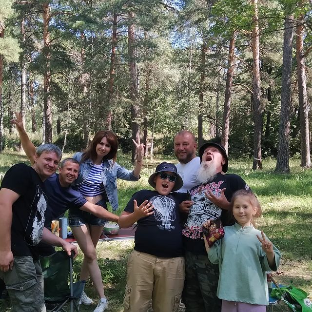 belka130685 в LOOKY. #друзья,#выходные,#силикатный. Все те же,все там же...