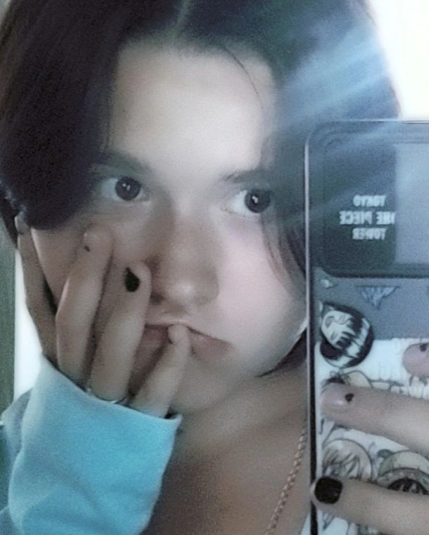 chubbybaby.15 в LOOKY. . Держа её окровавленн...