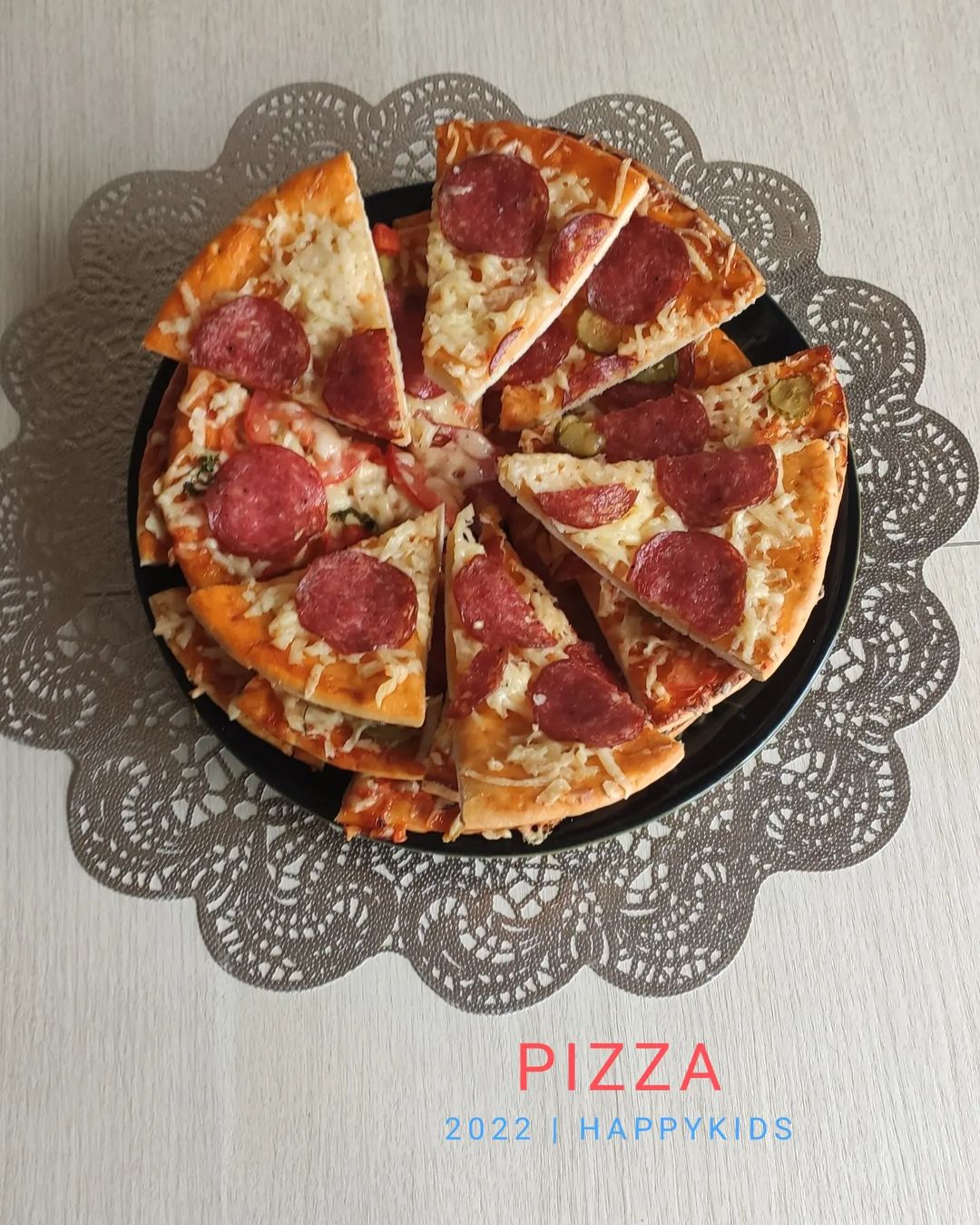 tsvetik79 в LOOKY — Ням няшки с детьми🍕😋