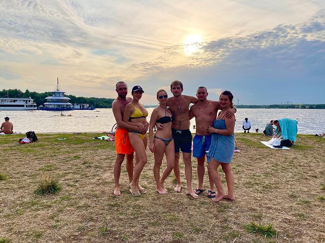 anton.i.vanov в LOOKY. #aivlifestyle. Friends.
#aivlifesty...