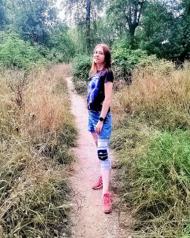 hellen1994 в LOOKY. #прогулка,#ортез,#наколенник,#ялюблюжизнь,#жизньпрекрасна,#летнийвечер,#вечер,#краскилета,#life,#одинцово,#жизнь. Так получилось, что ...
