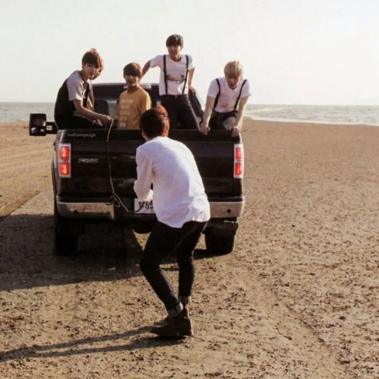 bangtan_boys_a.r.my в LOOKY — фото 9