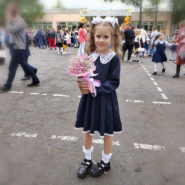 kristal_chik в LOOKY. #1сентября,#сновавшколу,#мояСильвия. 2 класс 🔔📚 
#1сент...