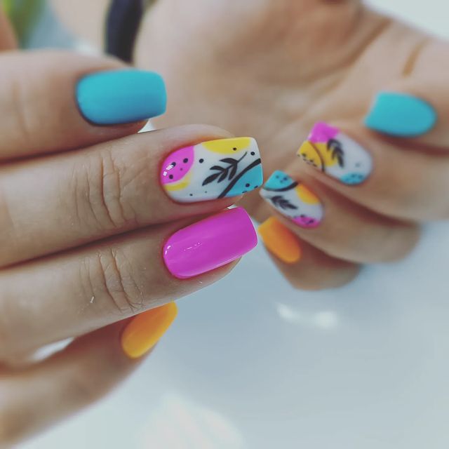 manicure_of_soul в LOOKY. #дизайнногтей2022,#маникюрныйинстаграм,#маникюрдизайн,#ногти. Последний летний диз...