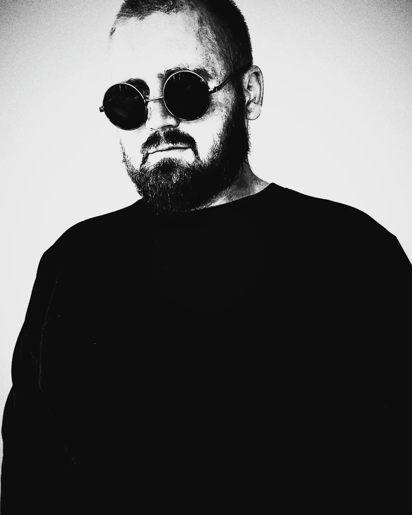 bez_frenky в LOOKY. #bez_frenky,#maninblack,#russian,#music,#foto. #bez_frenky #maninbl...