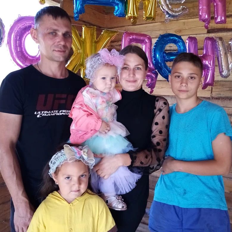 С первым годиком, наше маленькое чудо♥