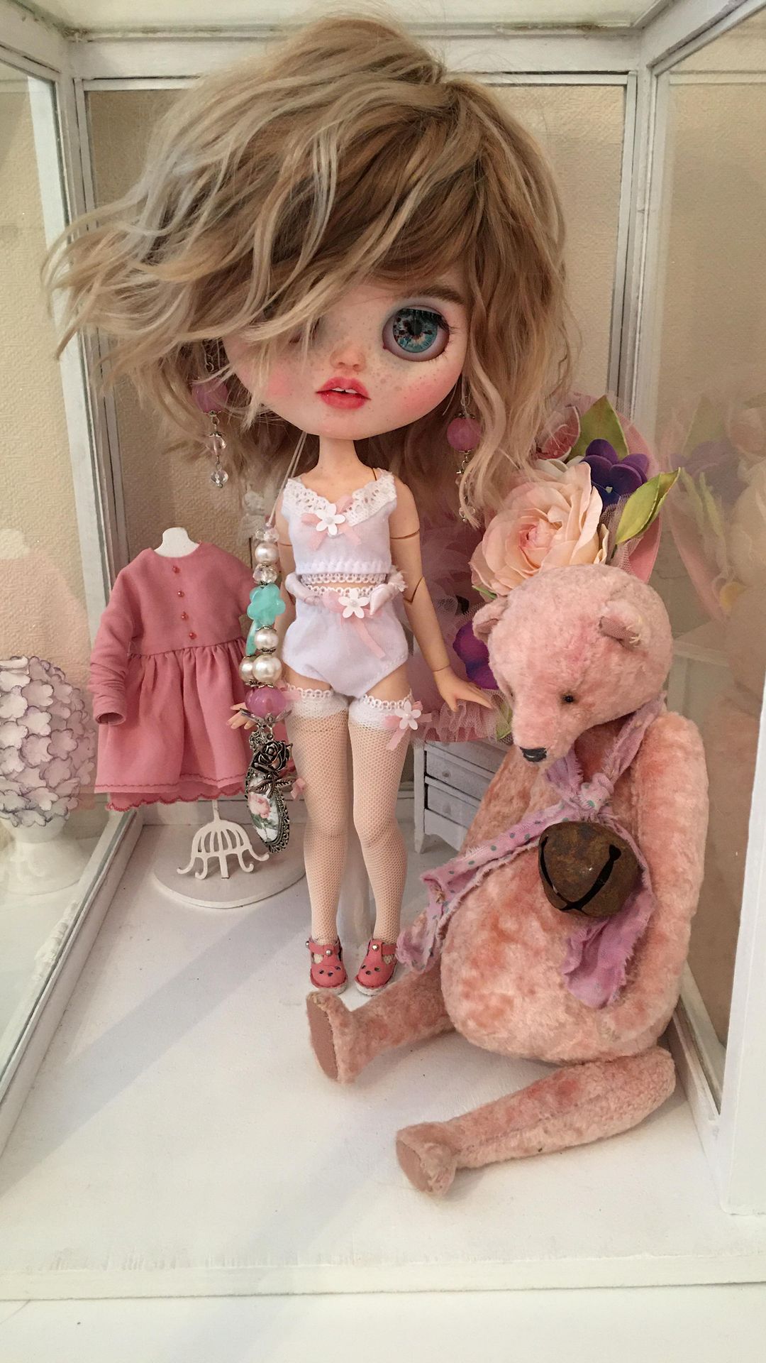mathilda.artdolls в LOOKY. #blythe,#blythedoll,#blytheforadoption,#blytheforsale,#blythecustom,#blytheclothes. Blythe doll for adop...