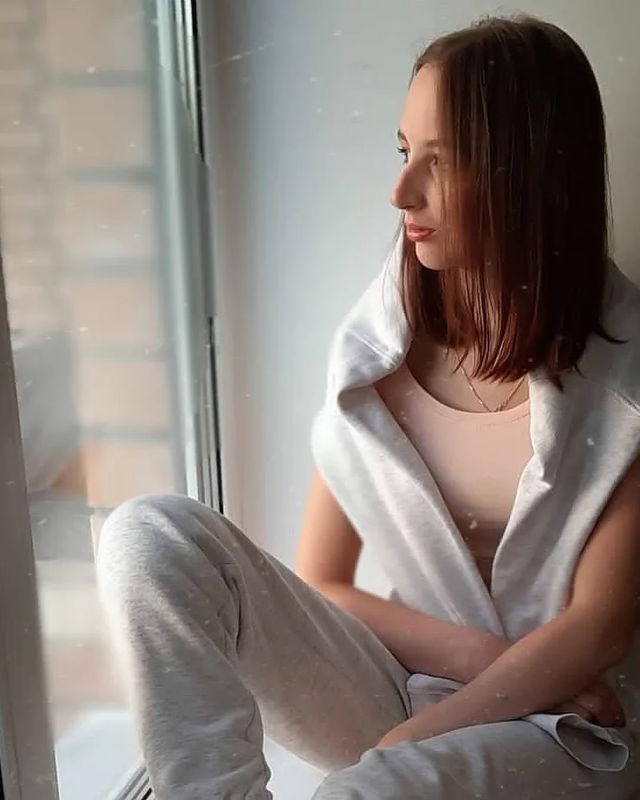 katyusha_vikt в LOOKY. . Будь как погода, ей ...