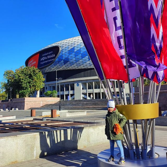 myfairytalesss в LOOKY. #прогулкипогороду🌃#втбарена#ВДНХ#макетмосквы#мойВлас👑#деткиконфетки🍬🍭❤️#многомама✌️#многосемья💞#моймир🌍#нашособенныймалыш🧩#смысл_жизни. #прогулкипогороду🌃#...