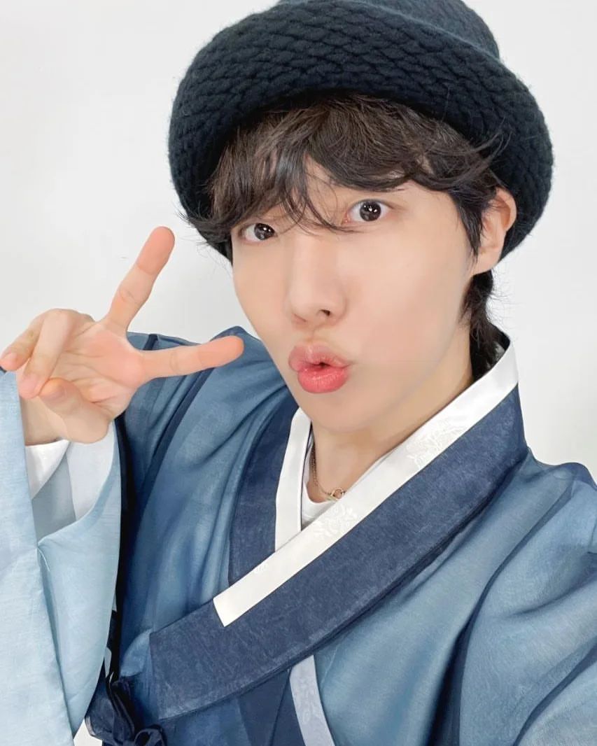 bangtan_boys_a.r.my в LOOKY — фото 4