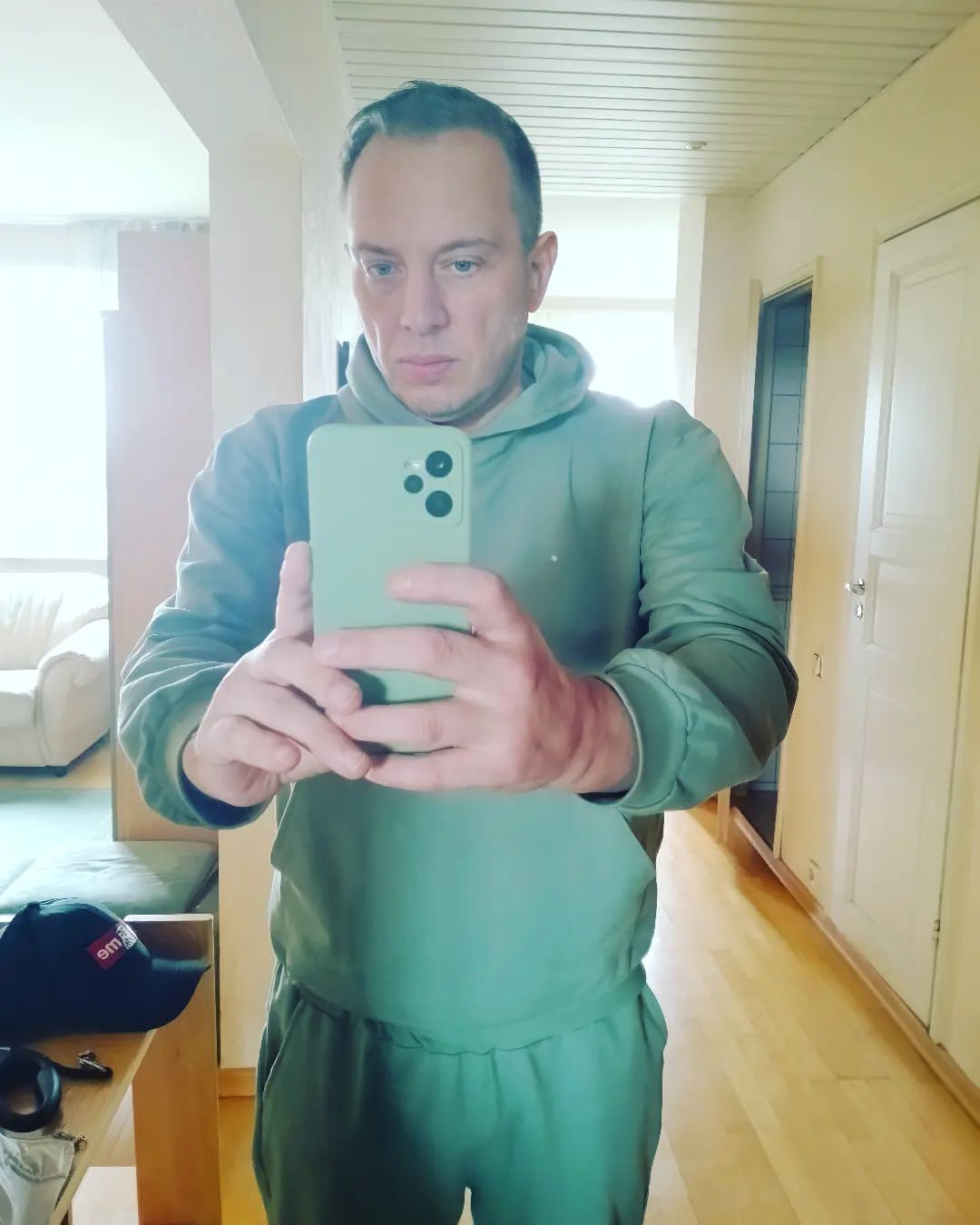 romanrukos в LOOKY — 50 лет. На все зелёный 🟩 цвет.