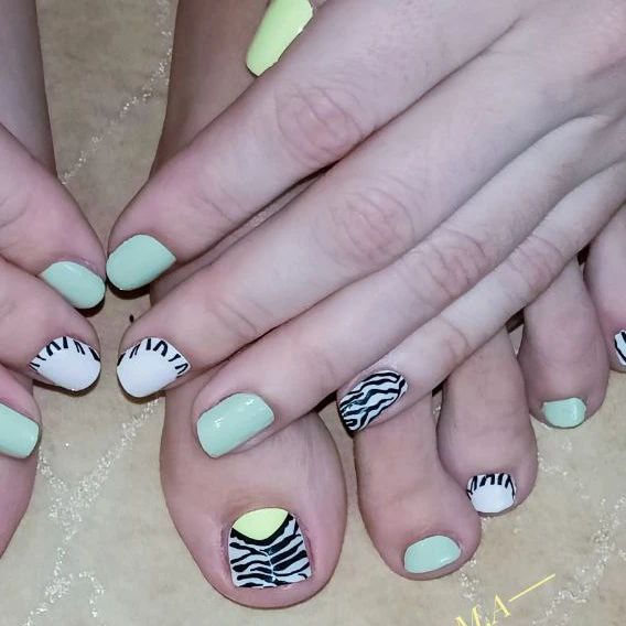 aldan_nails_for_you в LOOKY — ОСТОРОЖНО, ГЕЛЬ-ЛАК!🆘

Не до конца уверены, стоит ли вам де