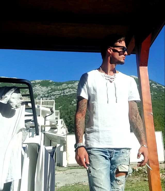 pozitivnaterapija_official в LOOKY. #somenewshit,#somenewplaces. #somenewshit #somene...