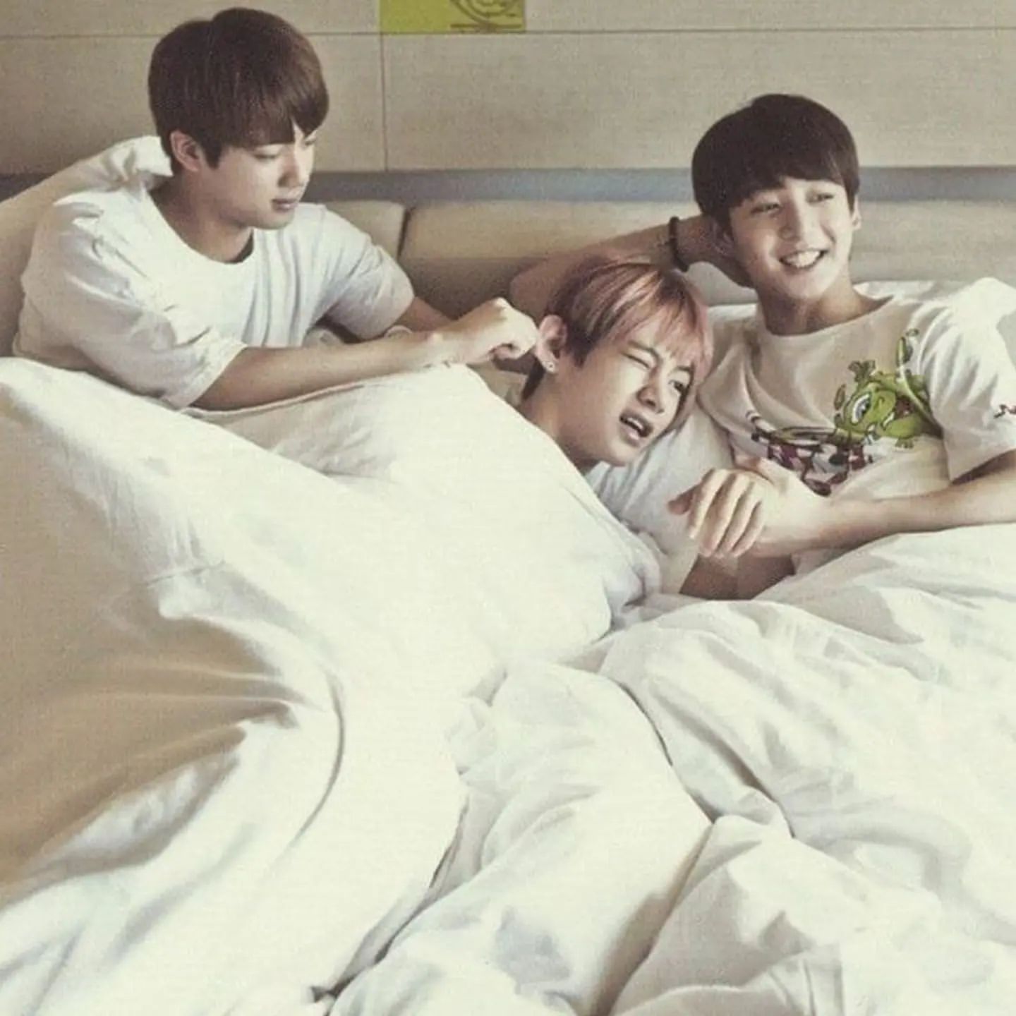 bangtan_boys_a.r.my в LOOKY — фото 5