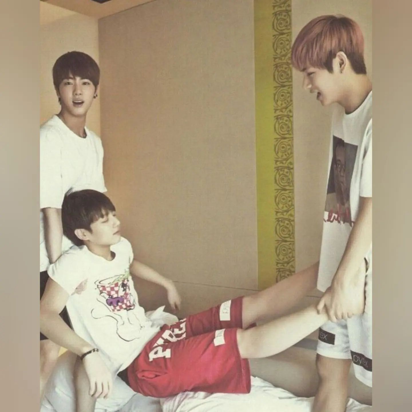 bangtan_boys_a.r.my в LOOKY — фото 4