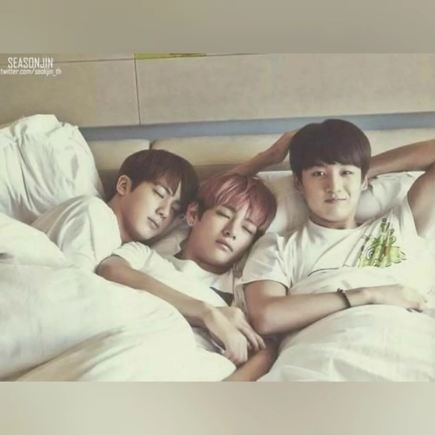 bangtan_boys_a.r.my в LOOKY — фото 2