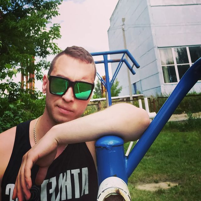freegad_is_not_a_boat в LOOKY. . null