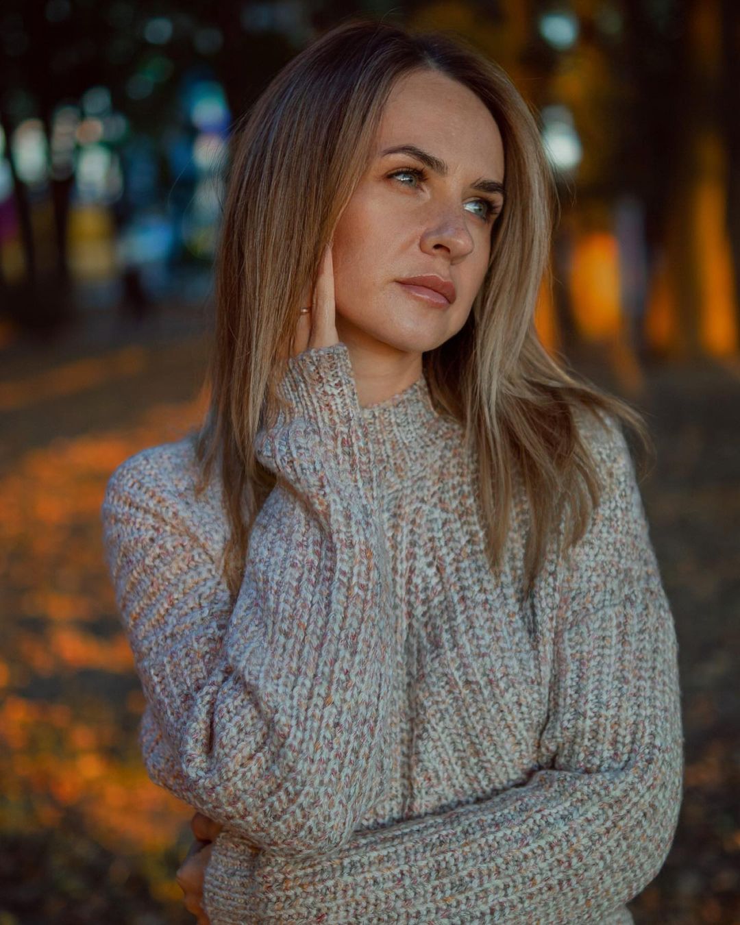 🔥🔥🔥Сентябрь горит🔥🔥🔥

@murmuliya 

#kaluga #september #portrait #girl #canonm50 #canon #viltrox33mmf14 #canon32mmf14 #Калуга #август #прогулка #Кэнон #портрет #девушки