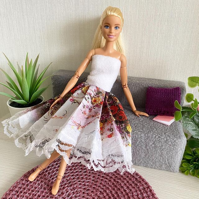 takoe_hobbi в LOOKY. #этомоёхобби,#вязаниемоёхобби,#люблювязатьспицами,#вяжудлякукол,#вяжудлябарби,#платьедлякуклы,#платьедлябарби,#мастеримизостатков,#одеждасвоимируками,#рукоделиедлякукол,#остаткивдело,#платьеизостатков,#кукольныйдизайнер,#кукольныймодельер,#барбиодежда,#кукольнаяодежда,#своимируками,#мебельдлякуклы,#мастериммебель,#дивандлякукол,#кукольноеплатье,#loveknitting,#itsmyhobby,#dressfordoll,#designforbarbie,#designfordolls,#handmadefordoll,#handmadeforbarbie. Такое простое и мило...