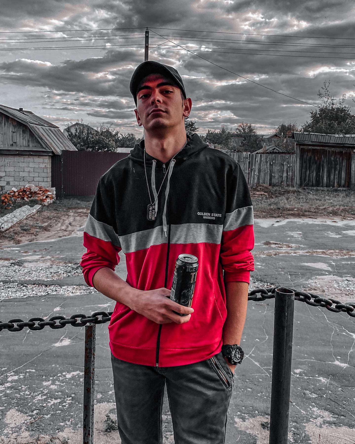 daniy.eger в LOOKY. . null