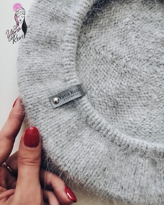 yanarein.knit в LOOKY. . "Чем я могу помочь?"...